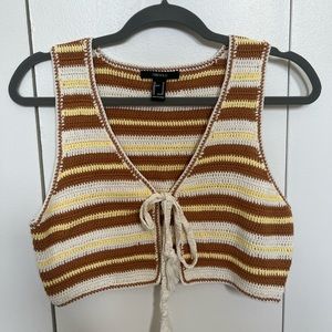 Forever 21 Crochet Cropped Vest ☀️